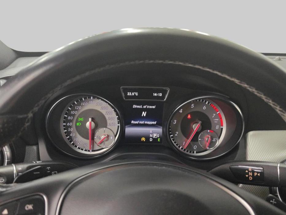 MERCEDES-BENZ CLA 2015