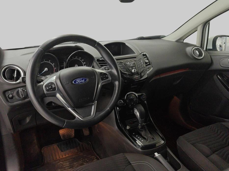 FORD Fiesta 2015