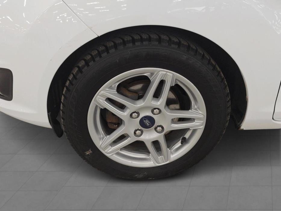 FORD Fiesta 2015