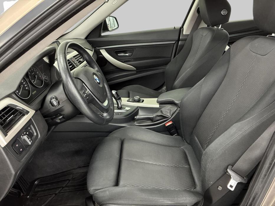 BMW 320 Gran Turismo 2015