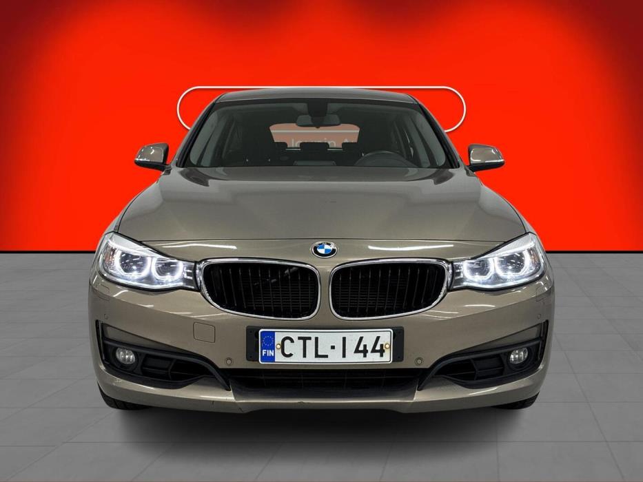 BMW 320 Gran Turismo 2015