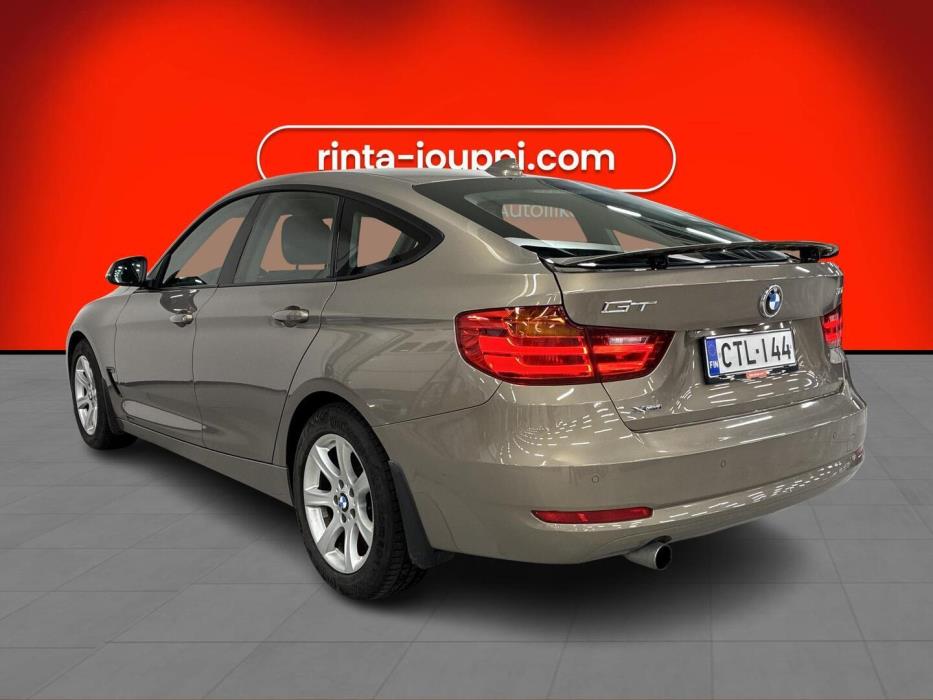 BMW 320 Gran Turismo 2015