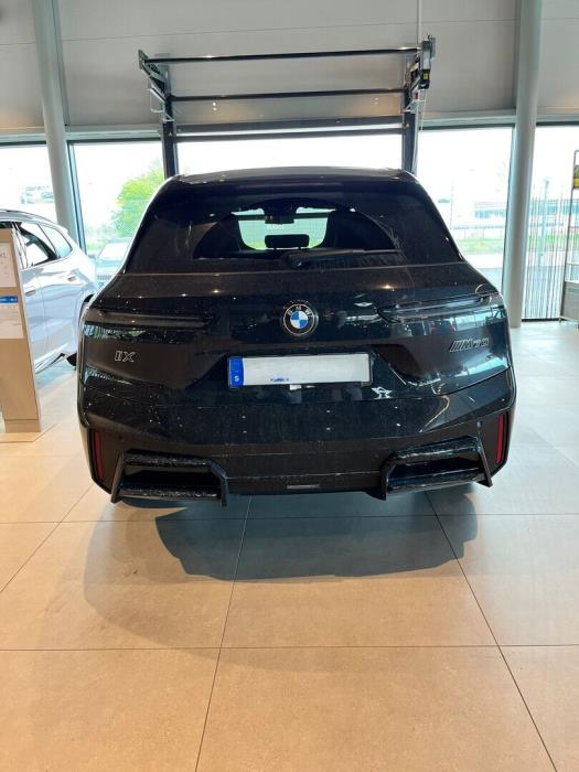 BMW IX 2025