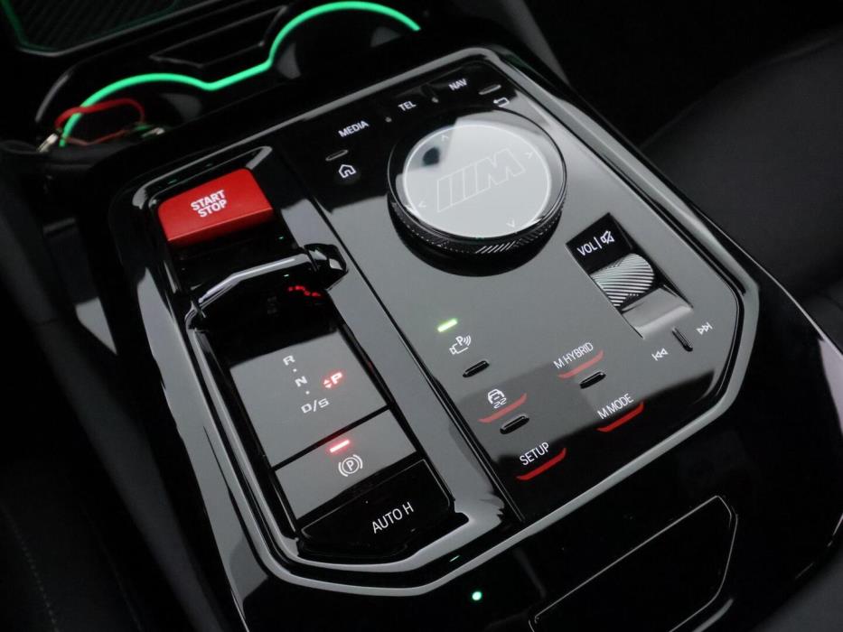 BMW M5 2025