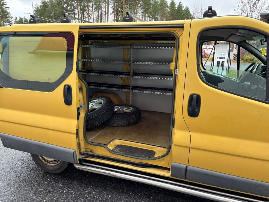 OPEL Vivaro 2005