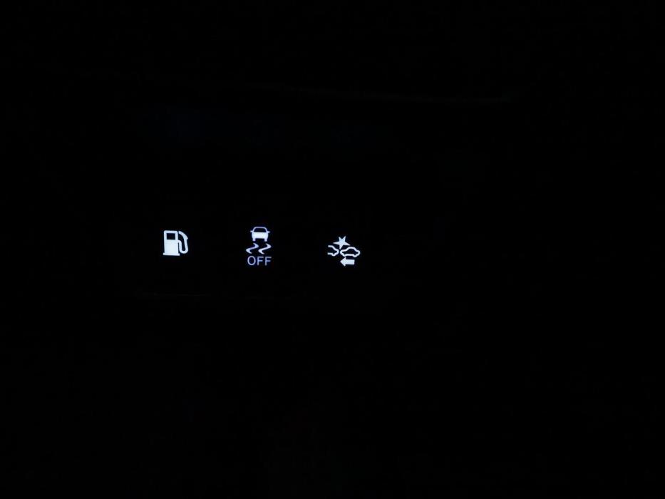 TOYOTA AVENSIS 2017