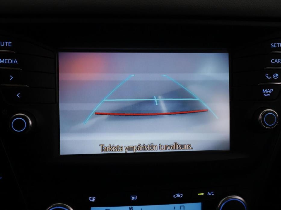 TOYOTA AVENSIS 2017