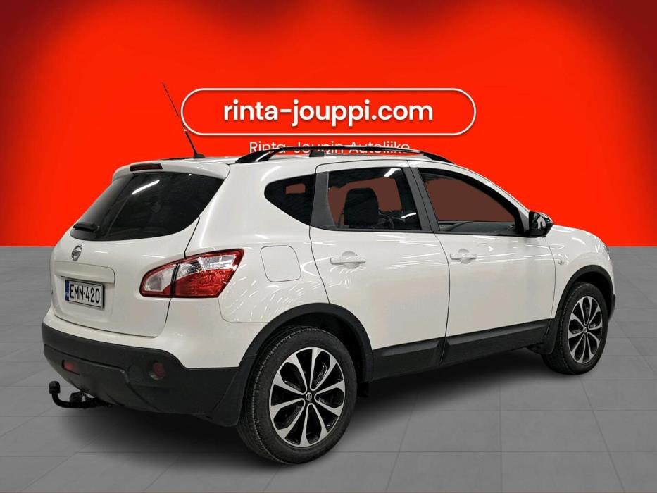 NISSAN Qashqai 2013
