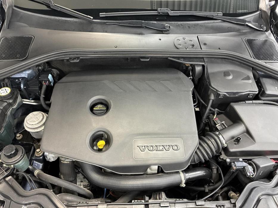 VOLVO V60 2014