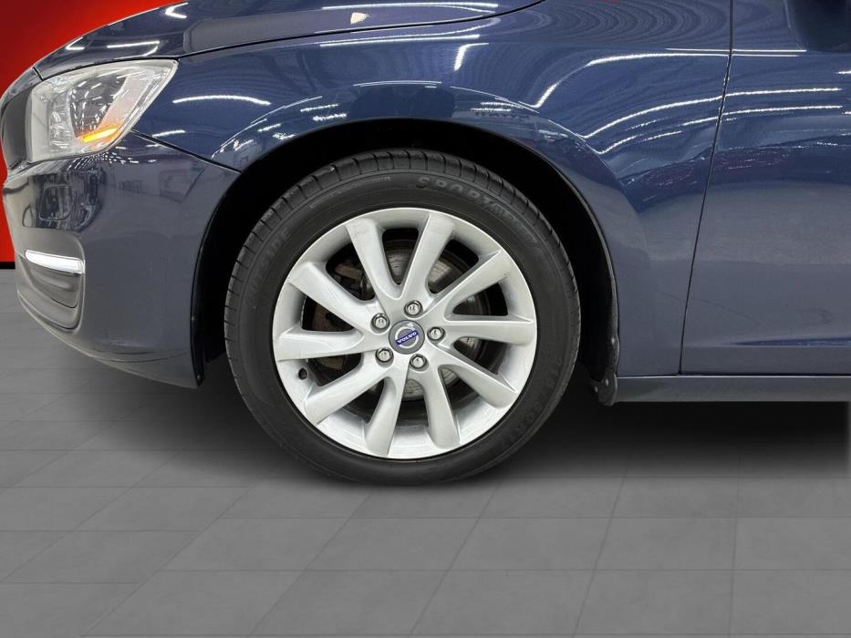 VOLVO V60 2014