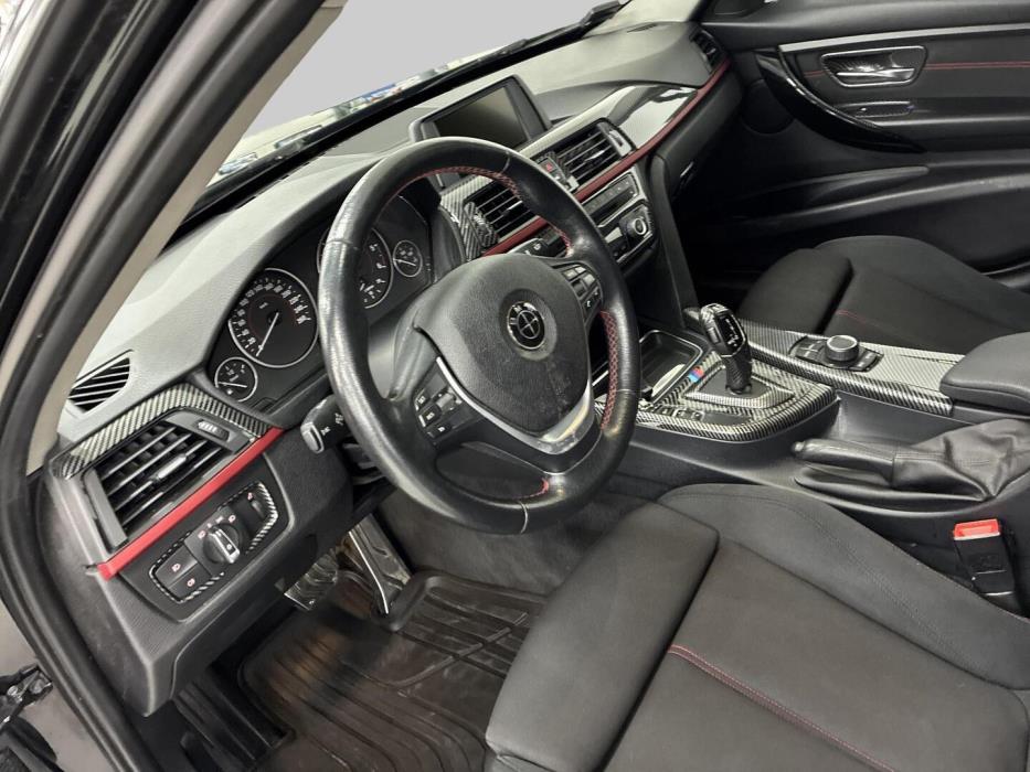 BMW 320 2013