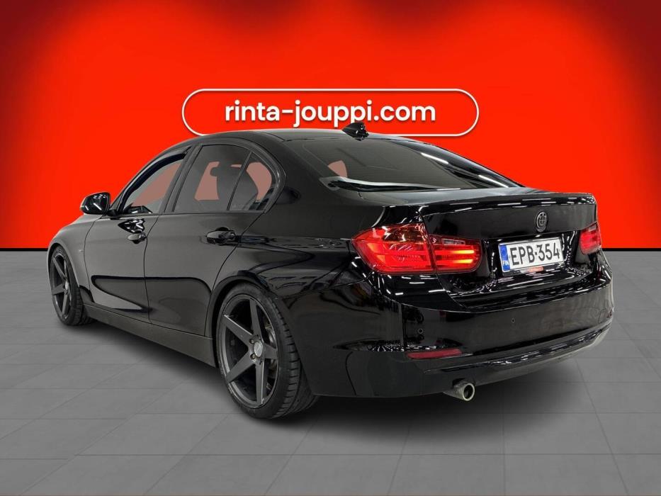 BMW 320 2013