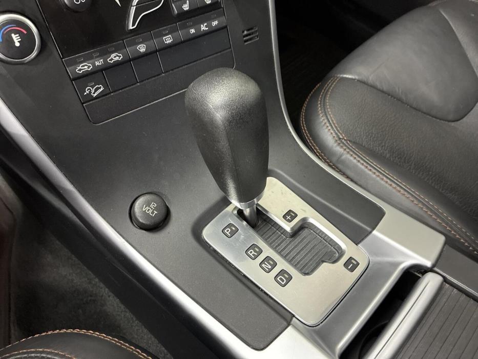 VOLVO XC60 2009