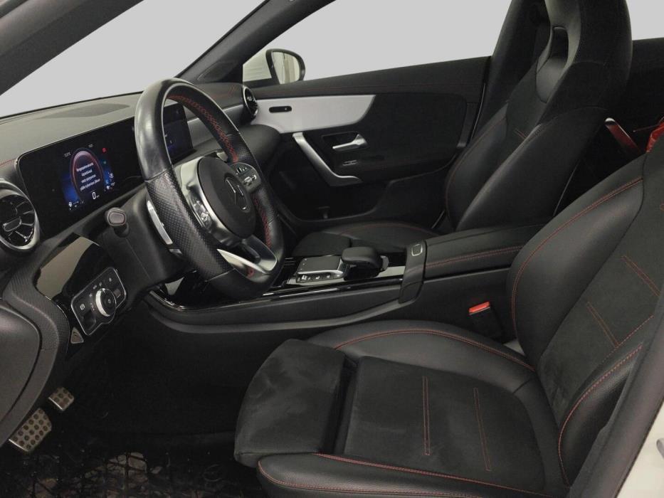 MERCEDES-BENZ CLA 2021