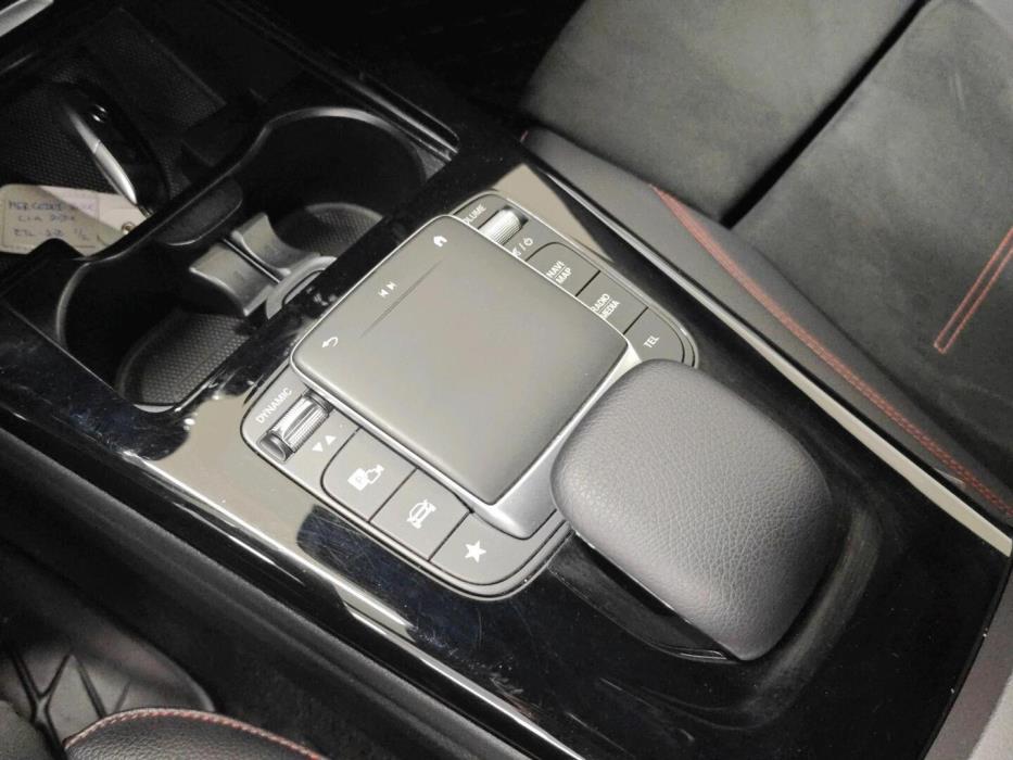 MERCEDES-BENZ CLA 2021