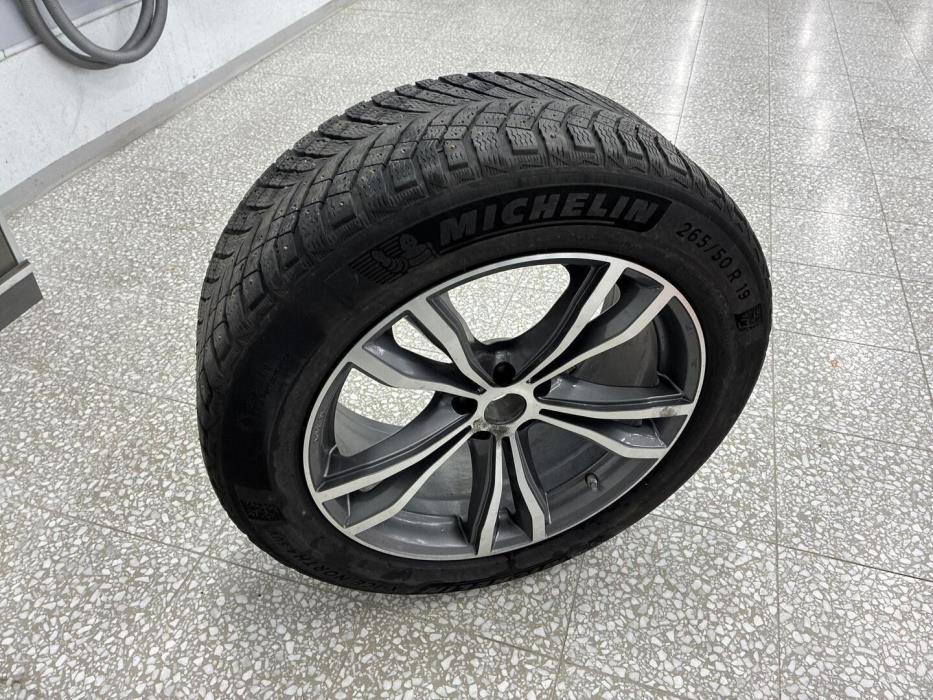 BMW X5 2021