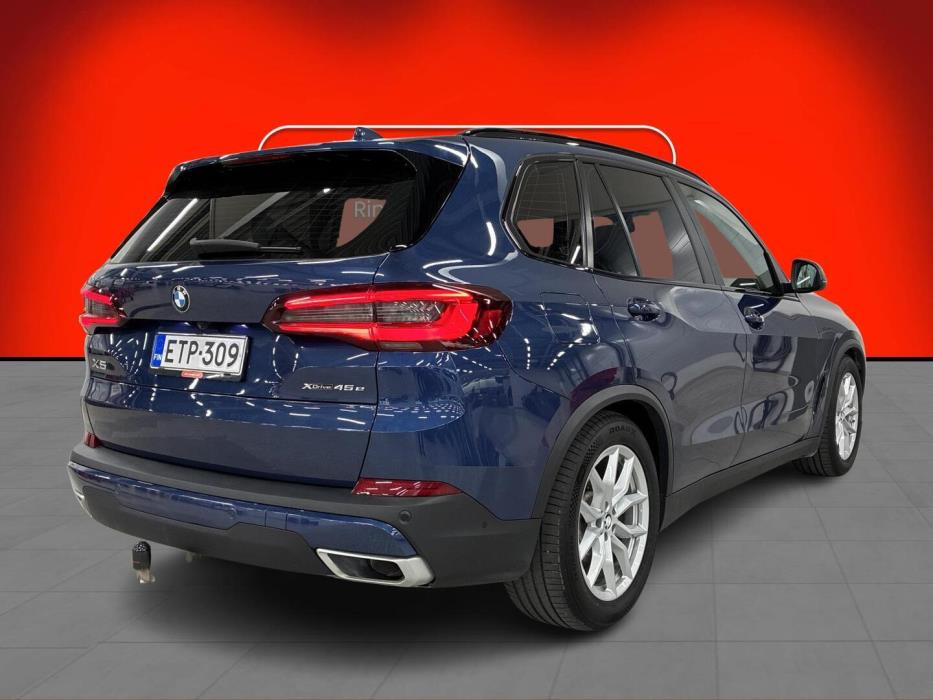 BMW X5 2021