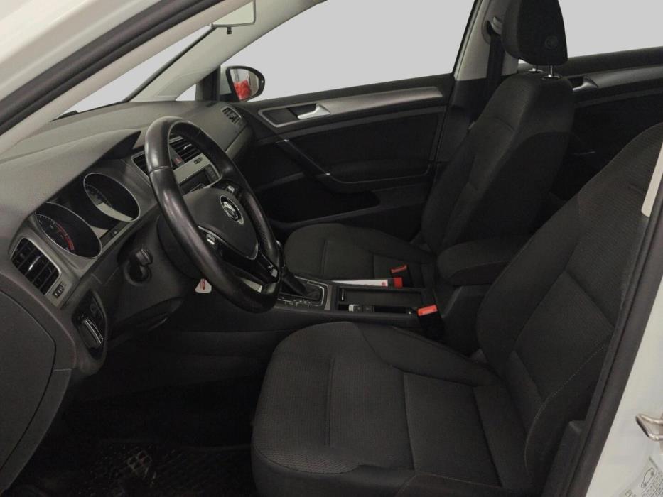 VOLKSWAGEN Golf 2017