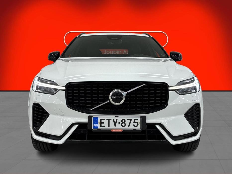 VOLVO XC60 2021