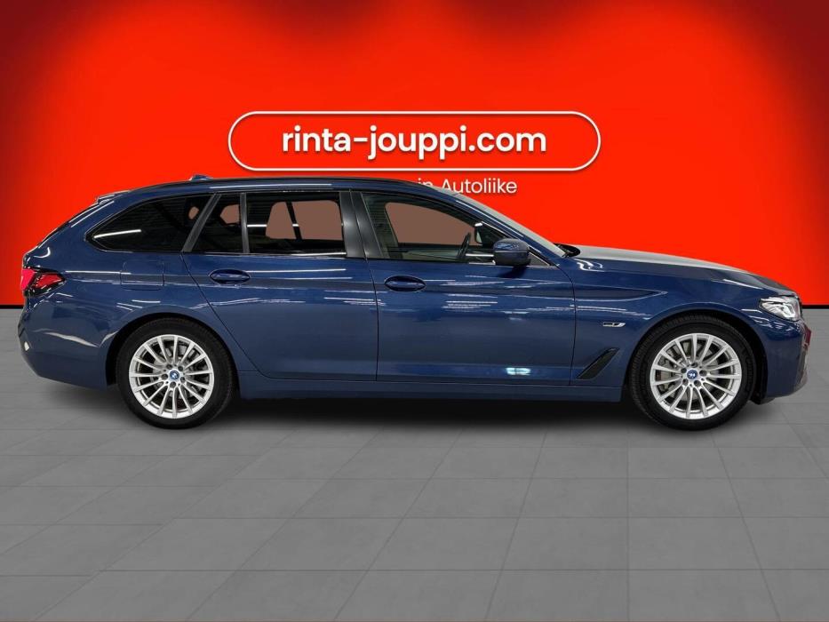 BMW 530 2022