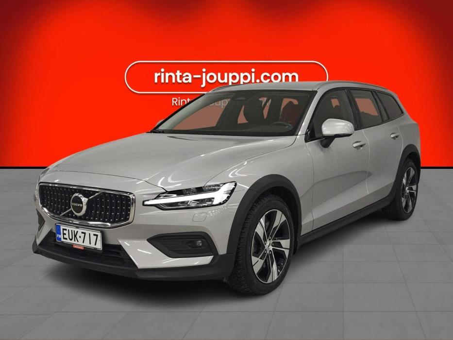 VOLVO V60 Cross Country 2022