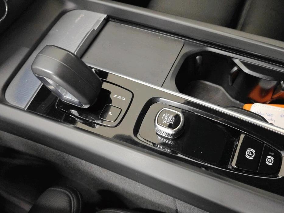 VOLVO V60 Cross Country 2022