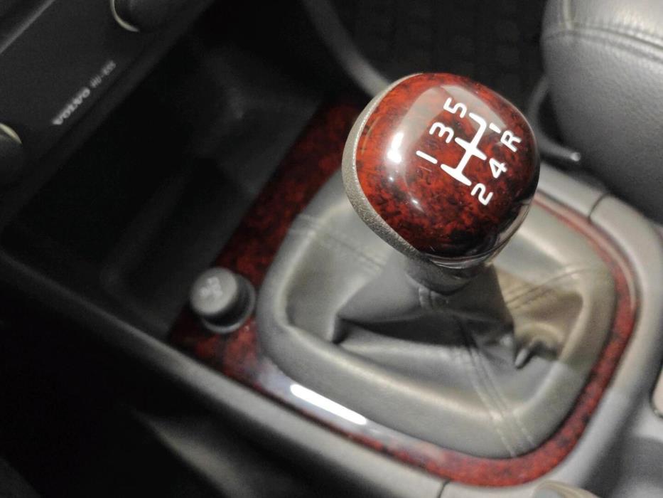 VOLVO V40 2004