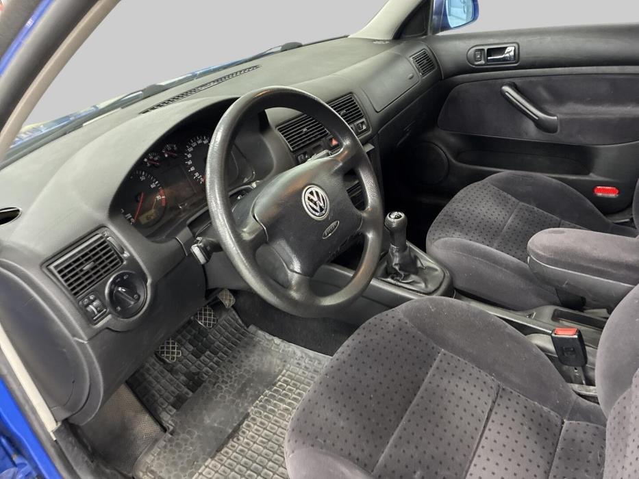 VOLKSWAGEN GOLF 1998