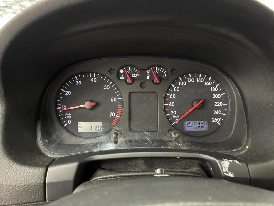 VOLKSWAGEN GOLF 1998