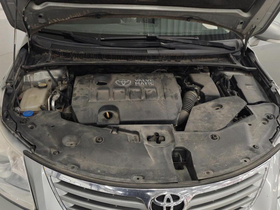 TOYOTA Avensis 2009