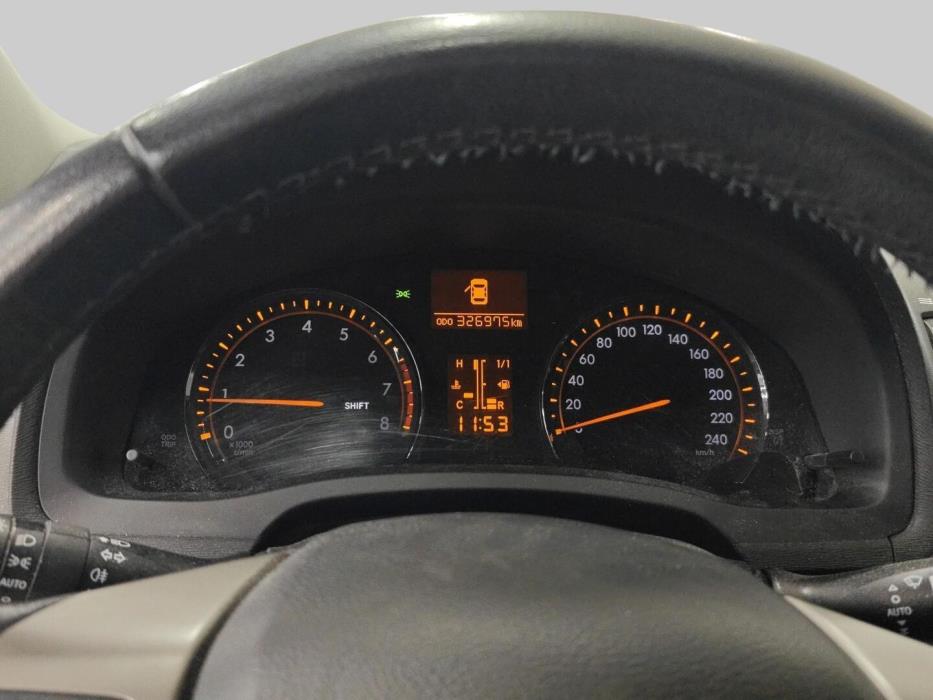 TOYOTA Avensis 2009