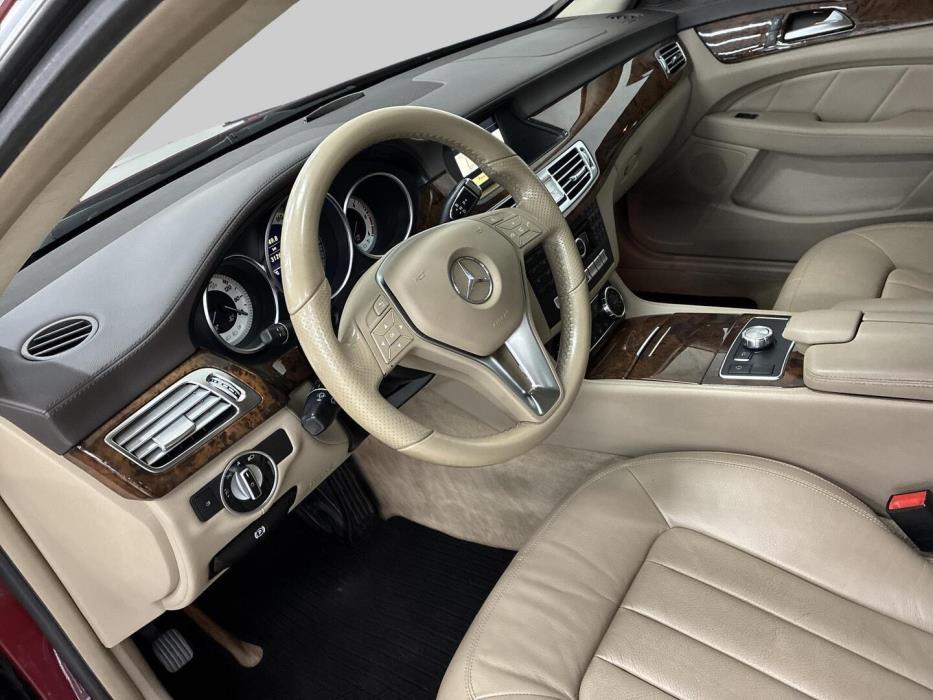 MERCEDES-BENZ CLS 2011