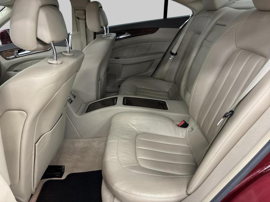 MERCEDES-BENZ CLS 2011