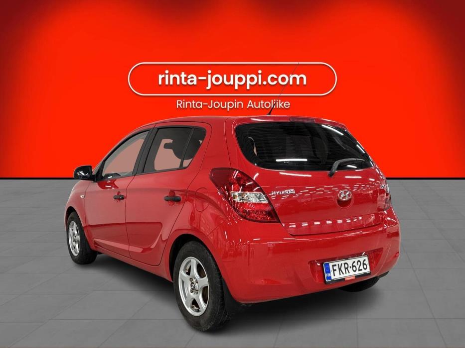 HYUNDAI i20 2012