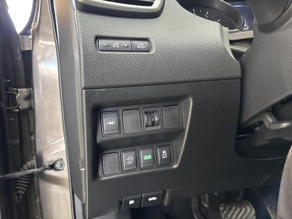 NISSAN Qashqai 2016
