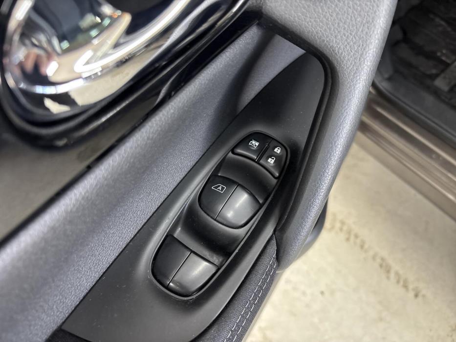 NISSAN Qashqai 2016