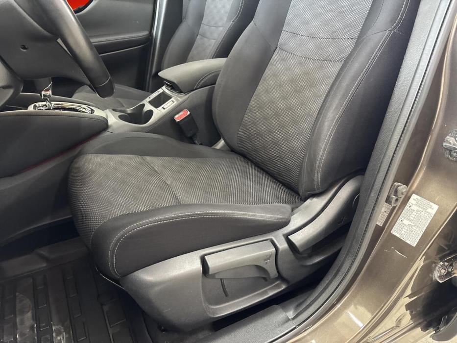 NISSAN Qashqai 2016