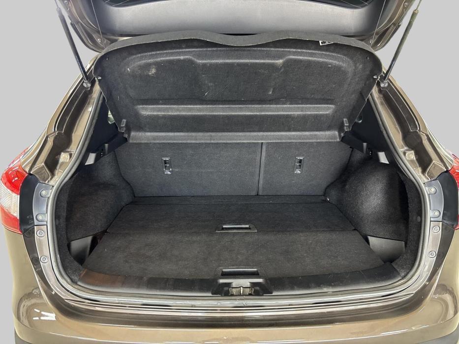 NISSAN Qashqai 2016