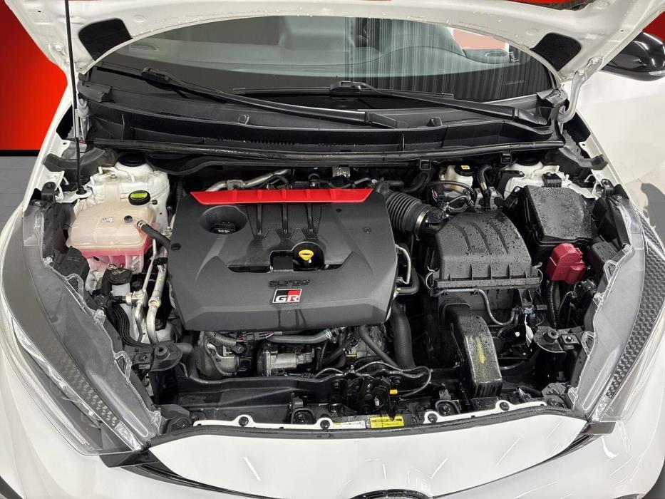 TOYOTA GR Yaris 2021