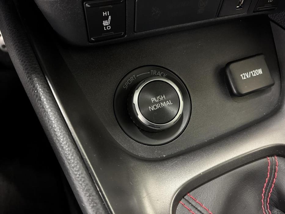TOYOTA GR Yaris 2021