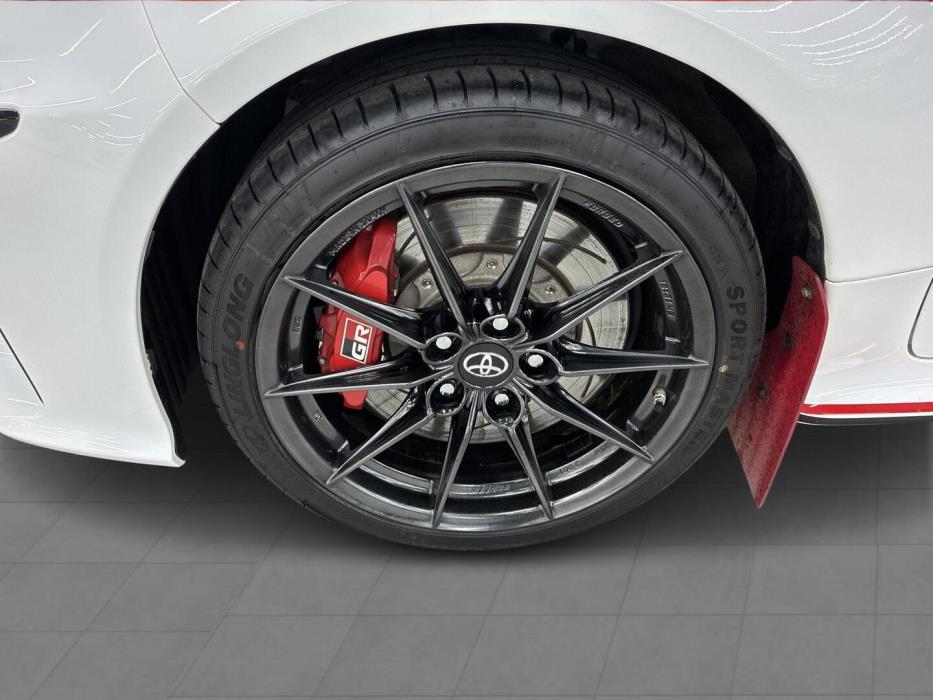 TOYOTA GR Yaris 2021