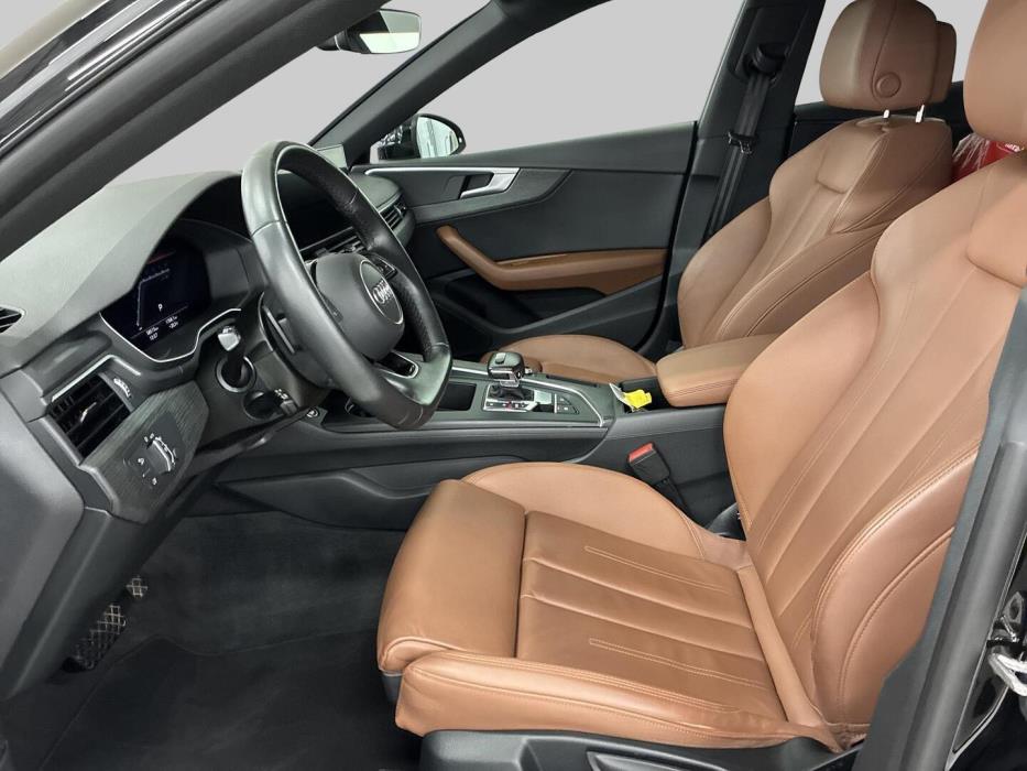 AUDI A5 2023