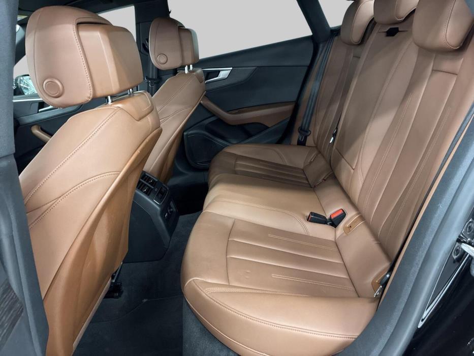 AUDI A5 2023