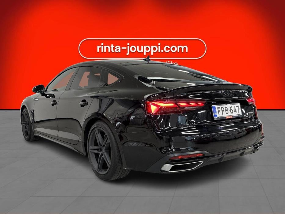 AUDI A5 2023