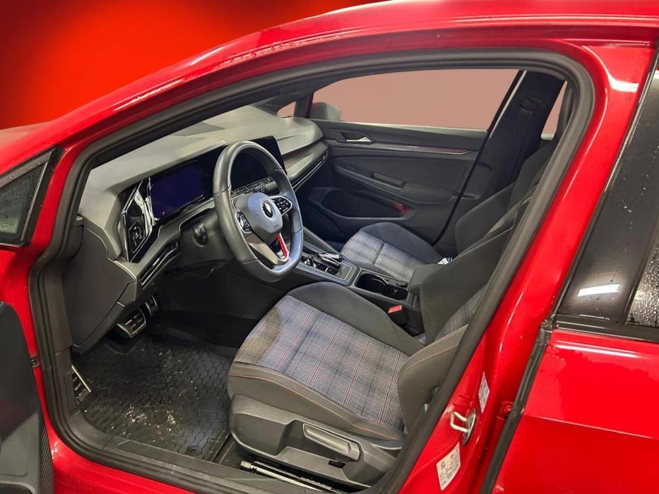 VOLKSWAGEN Golf 2020