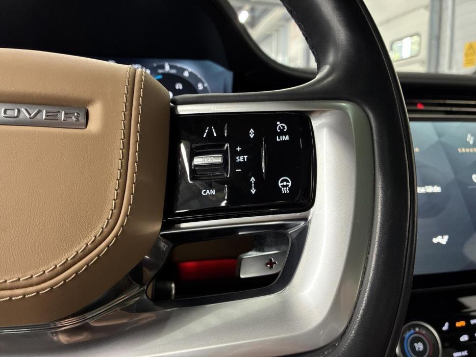 LAND ROVER Range Rover 2023