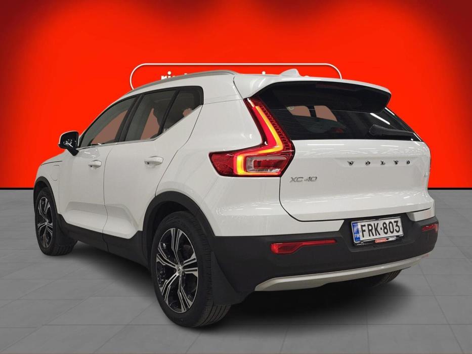 VOLVO XC40 2020