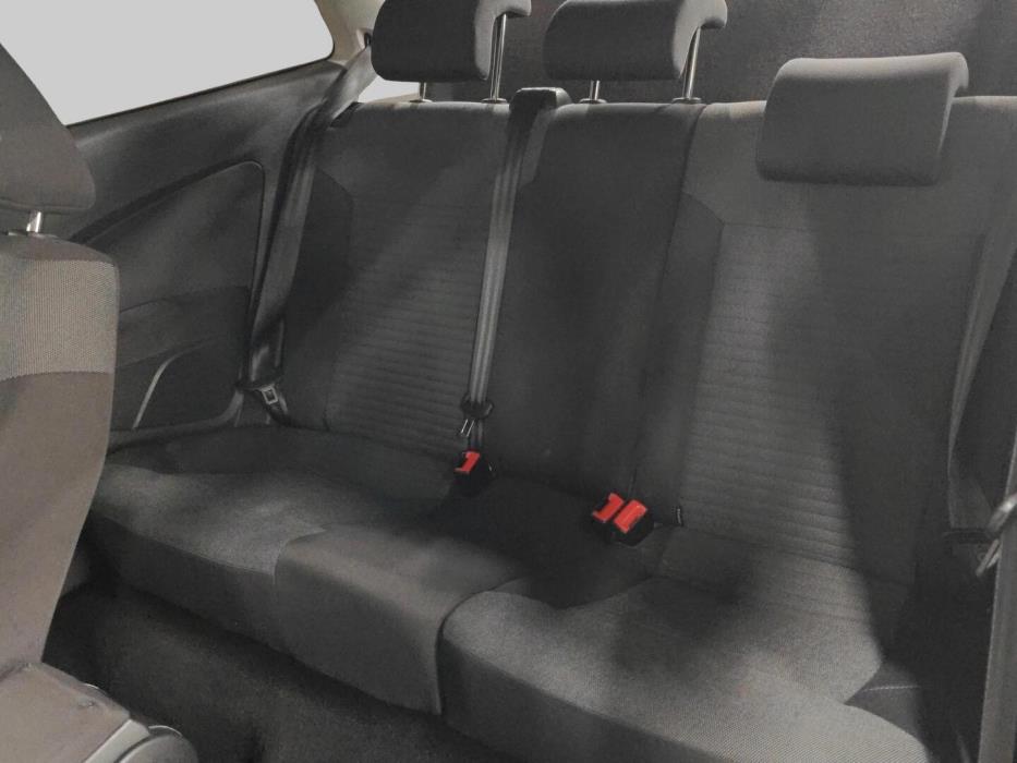 VOLKSWAGEN Polo 2010