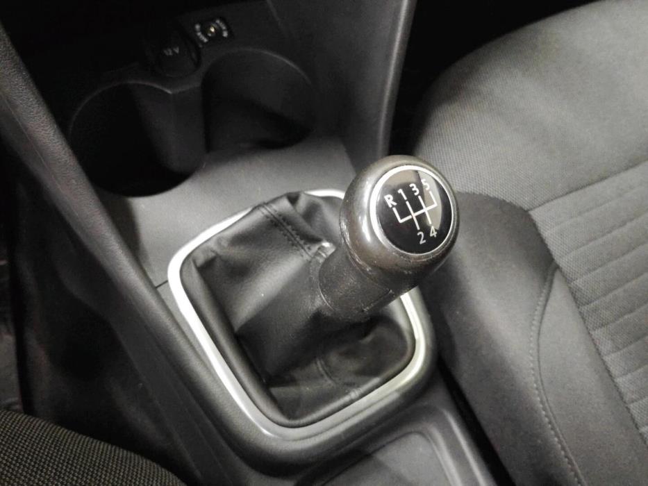 VOLKSWAGEN Polo 2010