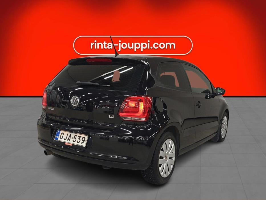 VOLKSWAGEN Polo 2010